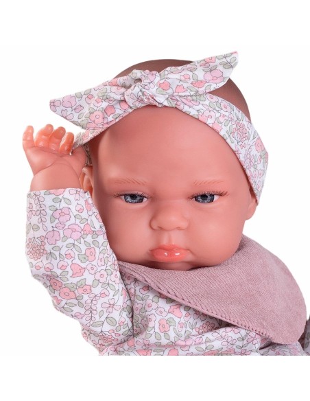 Muñeca Tufi con bolitas con babero 70402 MUÑECAS ANTONIO JUAN