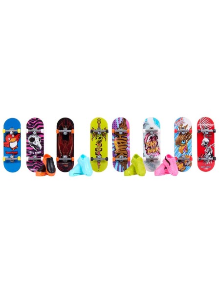 Pack 8 tablas de skate y 4 zapatillas HMY19 HOT WHEELS