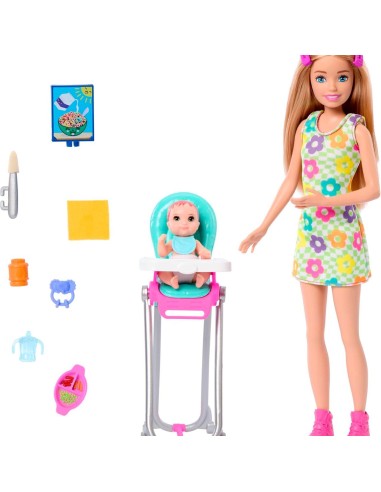Muñeca Barbie Skipper Niñera con trona y bebé HTK35 BARBIE