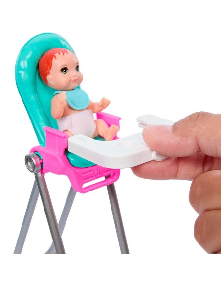 Muñeca Barbie Skipper Niñera con trona y bebé HTK35 BARBIE