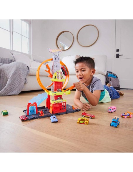 Parque de Bomberos Superloop HKX41 HOT WHEELS
