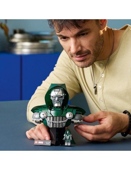 Busto del Doctor Doom 76345 MARVEL LEGO
