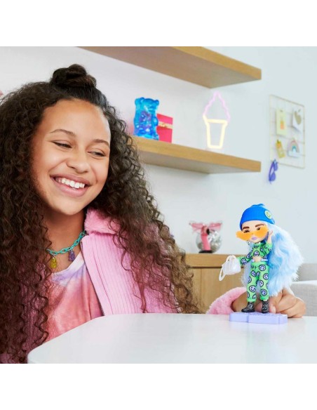 Muñeca Barbie extra mini pelo azul hielo HGP65 BARBIE