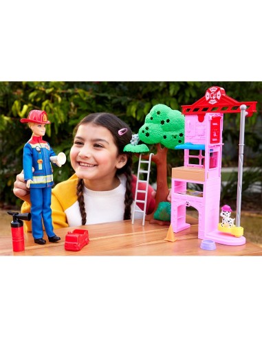 Muñeca Barbie Bombera con estación HRG55 BARBIE