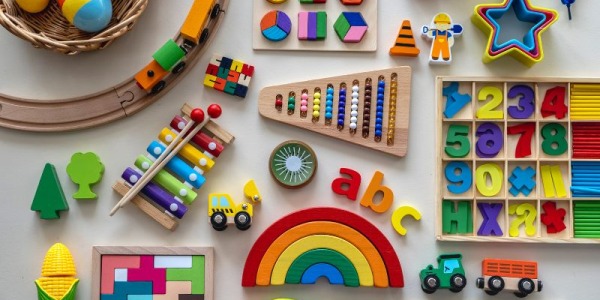 14 Marcas de juguetes para niños que debes conocer